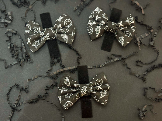 Street Smile | Bow Tie